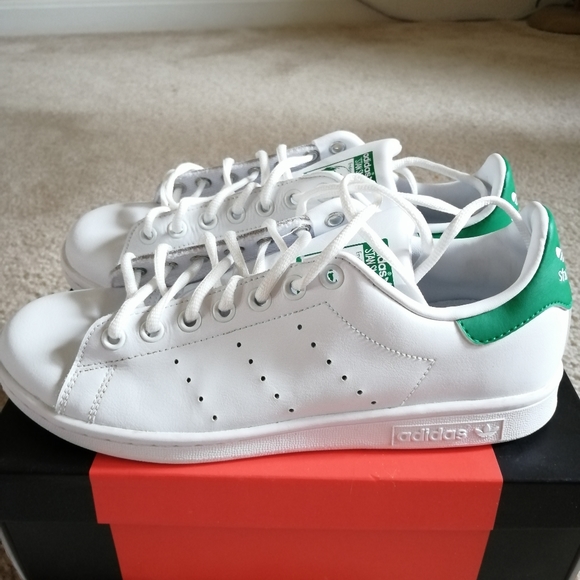 Adidas STAN Smith Green Sneakers - Picture 6 of 6